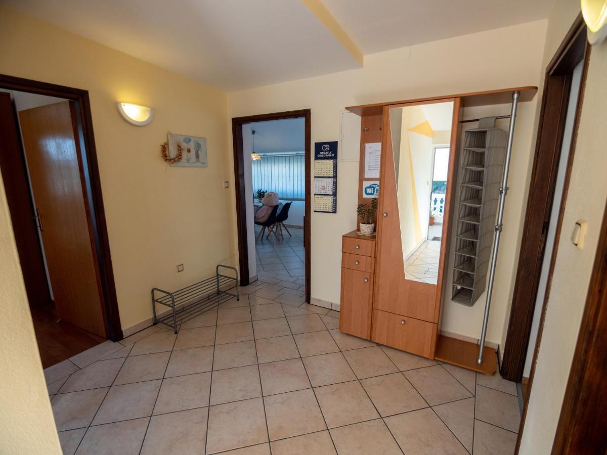 Apartments Rezek Supetarska Draga Exterior photo